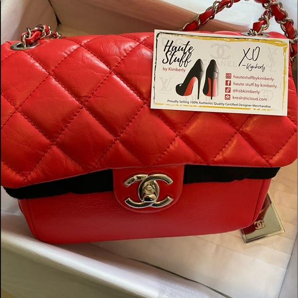 ❌SOLD❌RED CHANEL CAMERA BAG SHW CROSSBODY KEYCHAIN - Picture 2 of 15